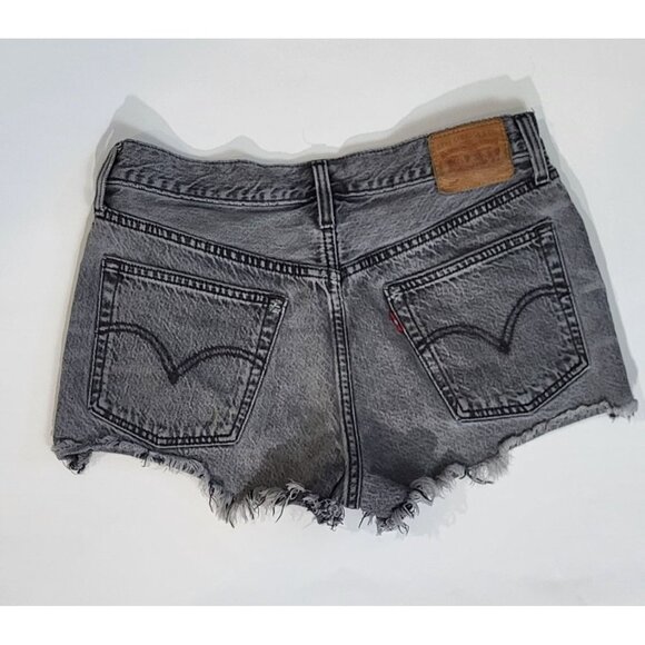 Levis 501 Womens Distressed Denim High-Waisted Button Fly Cutoff Shorts Size 26 - Picture 2 of 11